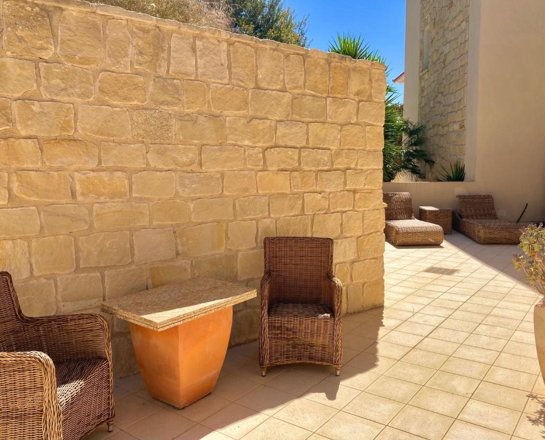 Beau Views Seven Apartment Peyia Exterior foto